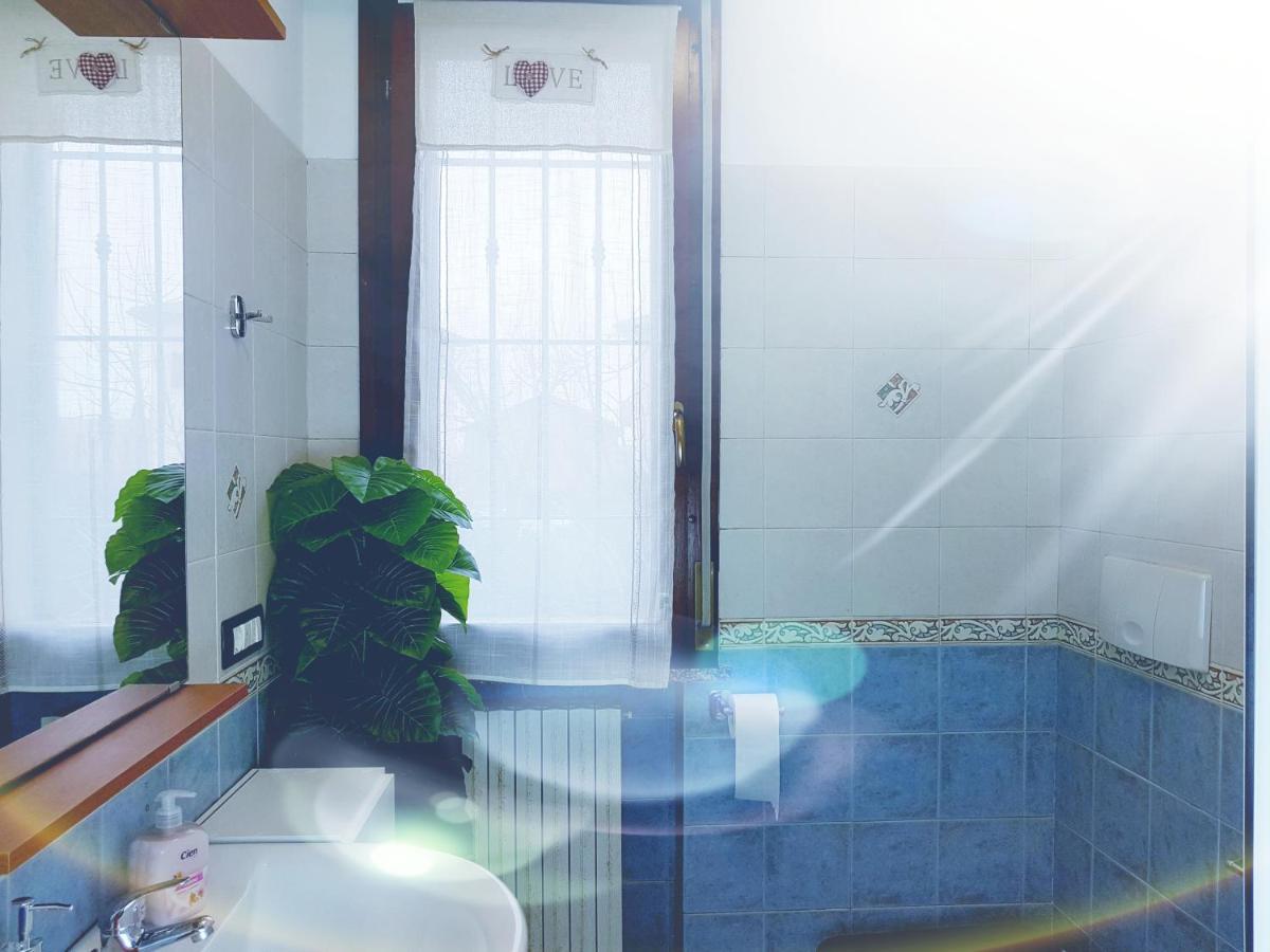 Guest Holiday Filangieri 1 레조넬에밀리아 외부 사진